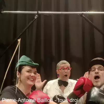 Fight Impro : Catherine Renlargent dépouille le sergent Til