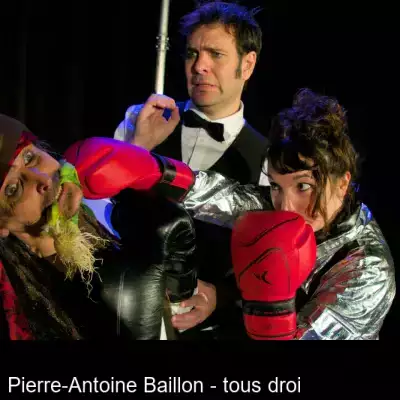 Fight-Impro à Chambéry, La jeune Molly du futur ne mollit pas devant Jack Poirot