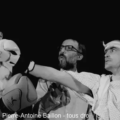 Spectacle de Fight-Impro à Chambéry, Le dernier coup de marteau était pour Pierrot le Bricolo