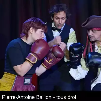 La boxeuse Mat Dyson fait mordre la poussière à Jack Poirot.