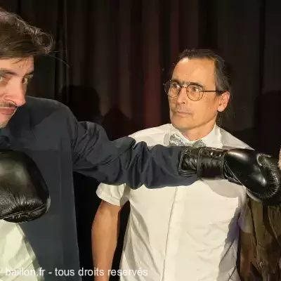 Fight-Impro à Chambéry :  L'agent Spécial Strong face au Sergent Til